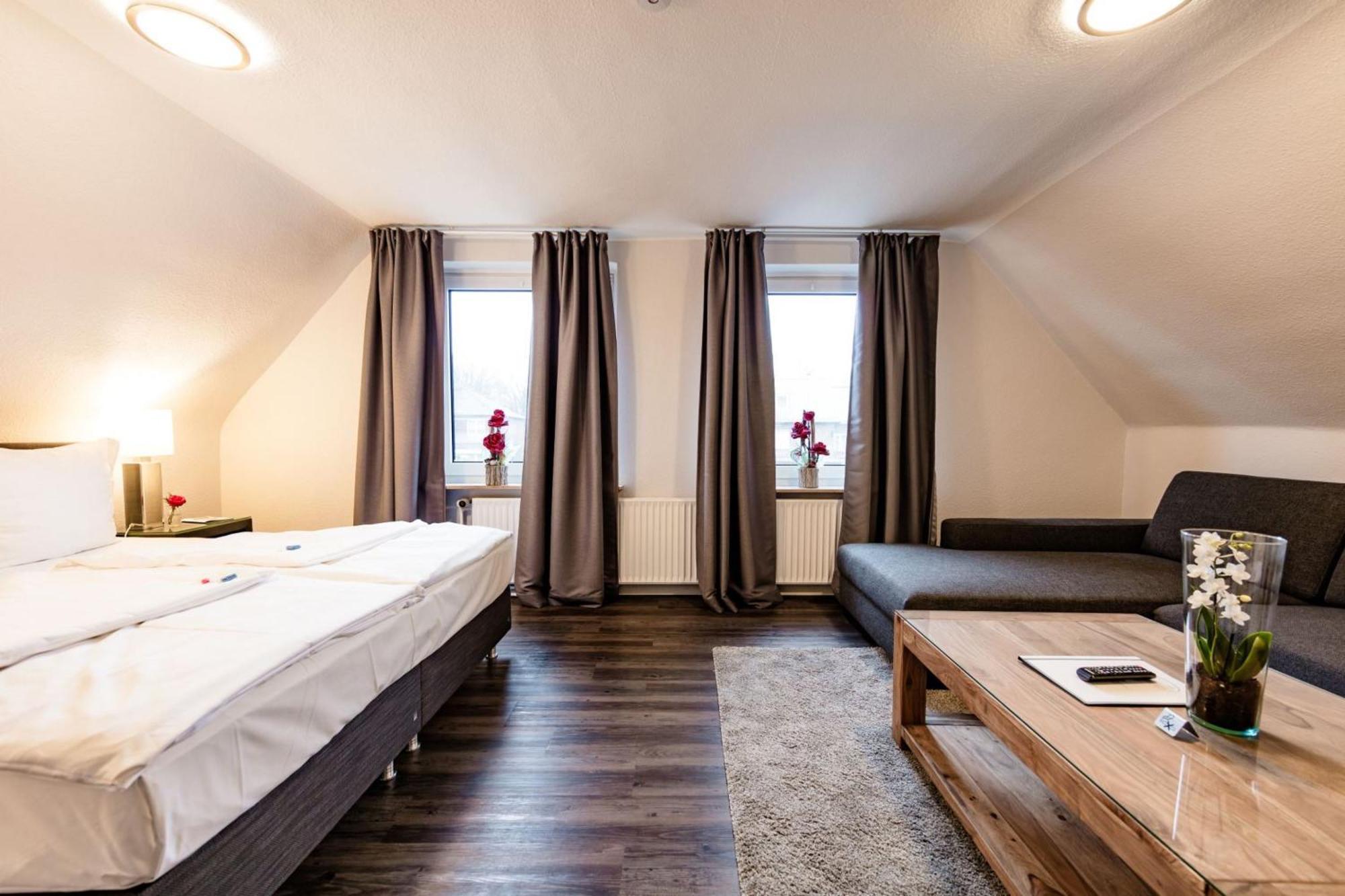 Hotel Zum Zeppelin Hamburg Room photo