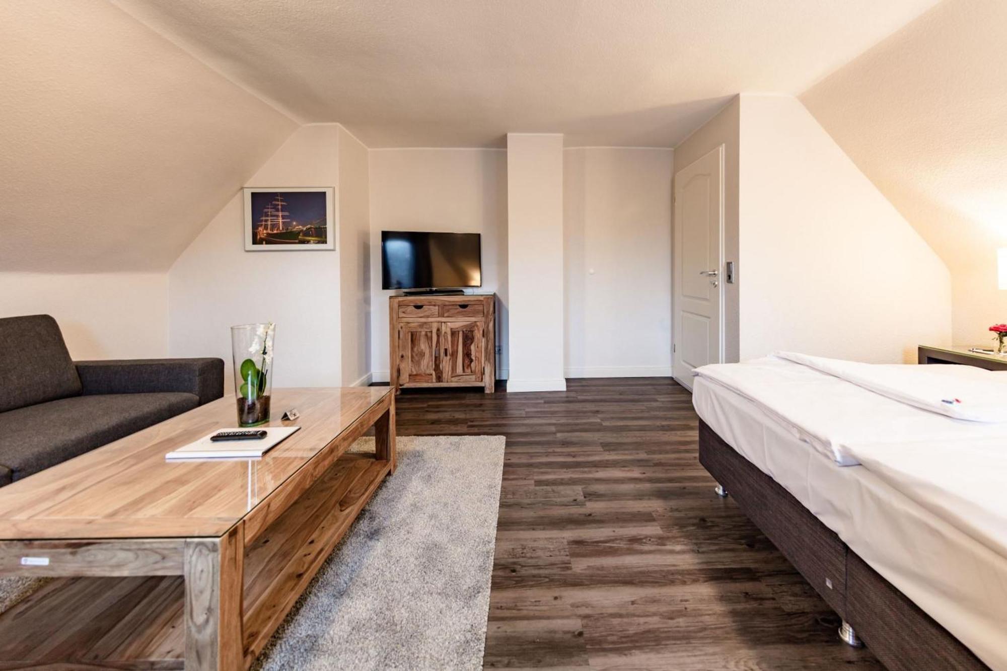 Hotel Zum Zeppelin Hamburg Room photo
